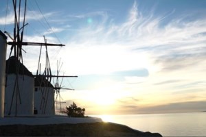Μύκονος: Πρόστιμο μαμούθ σε beach bar στον Πάνορμο για αυθαίρετες κατασκευές