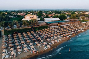 "Κίνημα της πετσέτας": Εξι συλλήψεις σε Μύκονο και Νάξο - Συνεχίζονται οι έλεγχοι στις παραλίες - εικόνα 3