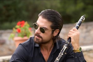 Καταγγελία δικηγόρου Μουγκοπέτρου: "Ο φίλος του είχε ανεβάσει φωτογραφία με κροτίδες και την έσβησε"- "Θα κάνουμε μπαμ"