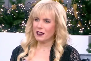 Κάθριν Ράιλι: Απορρίφθηκε το αίτημά της να αποκτήσει παιδί μέσω τεκνοθεσίας - Το ξέσπασμα της τρανς καθηγήτριας