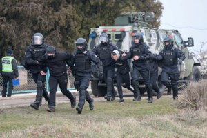 Ουκρανία: Διάγγελμα από τον πρόεδρο Ζελένσκι - "Ενημερώθηκα ότι η Ρωσία θα επιτεθεί την Τετάρτη" [Βίντεο]