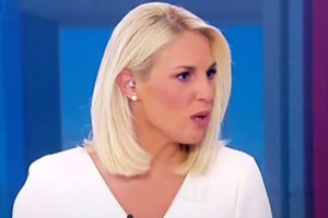 Αυτός είναι ο γοητευτικός σύντροφος της Ευρυδίκης Βαλαβάνη: Ντράμερ και σέρφερ [Εικόνες]