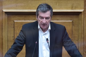 Σφάζονται ΣΥΡΙΖΑ - ΠΑΣΟΚ για τον Χατζάρα: "Ο Σγουρός να αποσύρει άμεσα τον φιλοναζιστή αντισημίτη υποψήφιο" - εικόνα 2