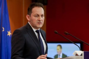 Ποιο ελληνικό νησί αποθεώνει η Daily Mail - Το αποκαλεί Μικρή Ιταλία - εικόνα 2