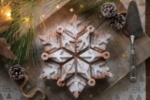 Το τερμάτισαν στη Θεσσαλονίκη: Φούρνος φτιάχνει βασιλόπιτες με… παστουρμά και μουσακά