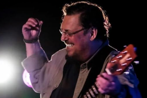 Διονύσης Τσακνής: Η πρώτη επιτυχία, τα τρυφερά λόγια για τον εγγονό του - Πώς έμαθε ότι πέθανε ο Μαχαιρίτσας - εικόνα 4