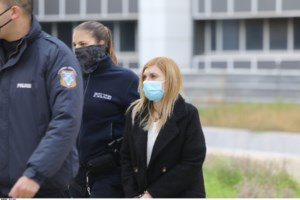 Ρούλα Πισπιρίγκου: Συνεχίζεται η δίκη για τους θανάτους Μαλένας και Ίριδας - Καταθέτει ως μάρτυρας ο Μάνος Δασκαλάκης - εικόνα 3