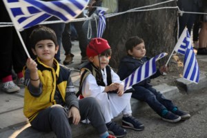 Τρελάθηκε ο καιρός: Πού άγγιξε το 0 η θερμοκρασία και πού ήταν πάνω από 20 βαθμούς Κελσίου