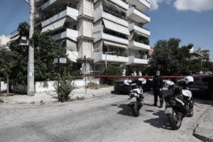 Άλιμος: Συνελήφθη 35χρονος για τους πυροβολισμούς σε πολυκατοικία - Είπε ότι φοβήθηκε απόπειρα δολοφονίας του