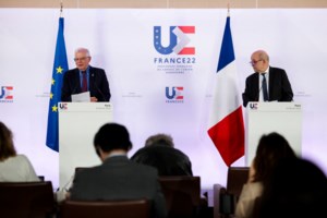 Ουκρανία: Φόβοι για ανοιχτή στρατιωτική σύγκρουση - Οι πρώτες κυρώσεις της Δύσης στη Ρωσία - εικόνα 2