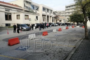 Παπανικολάου: "Εφραξε" η ΜΕΘ, δεν υπάρχει άδειο κρεβάτι- Έκκληση των γιατρών να μην στέλνουν ασθενείς με κορονοϊό - εικόνα 2