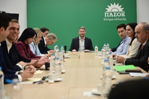 Ανδρουλάκης: Η παραίτηση του Σκλήκα αποτελεί ομολογία για το φιάσκο της ΝΔ στο ζήτημα των ΕΛΤΑ