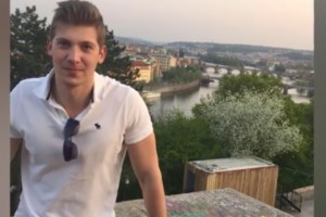 Γλυφάδα: Εντοπίστηκε 80χρονος νεκρός σε πορτ μπαγκάζ αυτοκινήτου – Συνελήφθη ο 46χρονος γιος του [βίντεο]