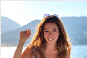 Χριστίνα Μπόμπα: Με τον Σάκη Τανιμανίδη στους Παξούς - Η βουτιά που "έριξε" το Instagram [Εικόνες-Βίντεο]