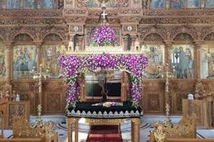 Χίος: Πιστή ήθελε "σώνει και καλά" να μπει στην εκκλησία- Απειλούσε "θα σας κάνω βούκινο στο facebook" - εικόνα 2