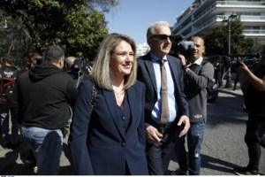 Ο Πολάκης ζητά την παραίτηση Ευθυμίου για πληρωμές από τον ΕΦΚΑ: Όχι μόνο δεν γύρισε τα 100.000 ευρώ, αλλά πήρε και το υπόλοιπο