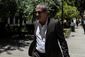 Πέθανε η μητέρα του Θέμη Αδαμαντίδη - Αναβάλλεται το σημερινό δικαστήριο
