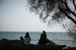 Φρεαττύδα: "Άφησα ό,τι είχα πάνω μου και έτρεξα κοντά της": Ο 22χρονος περιγράφει πως έσωσε την κοπέλα από βιασμό