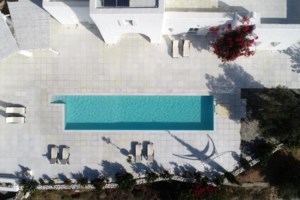 Νέα κόντρα για Ραγκούση: "Χυδαία στοχοποίηση από τη ΝΔ" λέει ο ΣΥΡΙΖΑ - Οικονόμου: "Θα τον καλύψει ο Τσίπρας;"