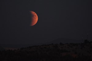 Υπερπανσέληνος Οκτωβρίου: Έρχεται το "Φεγγάρι της Συγκομιδής" - Τι συμβολίζει η ονομασία του