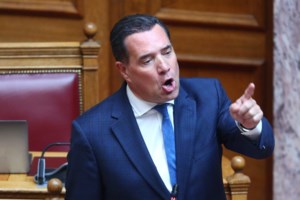 "Αυτό το βίντεο δεν υπάρχει": Η αναφορά Άδωνι Γεωργιάδη στο ΚΚΕ, το ξυλόλιο και τα Τέμπη - Η αντίδραση του Περισσού