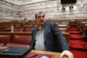 Ο Πολάκης έβγαλε στη φόρα και το μήνυμα Αντζολέτου για να πάει στο δελτίο του Σκάι: "Δεν σας φοβάμαι, δεν σας εκτιμώ"
