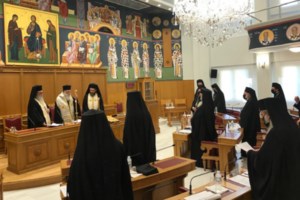 Ιστορική στροφή της Καθολικής Εκκλησίας: Ο Πάπας έδωσε την άδεια στους καθολικούς ιερείς να ευλογούν ομόφυλα ζευγάρια