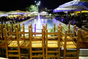 Επίδομα των 800 ευρώ και για 550.000 ελεύθερους επαγγελματίες - Ποιοι το δικαιούνται, ποιοι μένουν εκτός