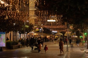 Κορονοϊός: "Καλπάζει" η Ομικρον με σχεδόν 13.000 κρούσματα στην Αττική - 3.496 στη Θεσσαλονίκη