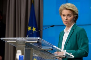 "Μπαζούκας" 61 δισ. ευρώ για την ελληνική οικονομία: Πώς και πότε θα "πέσουν" στην αγορά