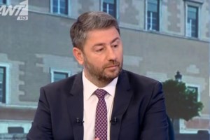 ΣΥΡΙΖΑ: Ο Κασσελάκης βάζει "πάγο" στο ΠΑΣΟΚ και "αποθεώνει" την Κωνσταντοπούλου