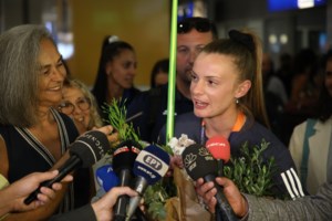 Ελίνα Τζένγκο από... ατόφιο χρυσάφι- Πρωταθλήτρια Ευρώπης Κ23 με βολή στα 60,73μ. - εικόνα 2