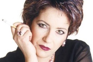 Πέθανε η γνωστή δημοσιογράφος Ηρα Φελουκατζή - Στο Παρίσι η κηδεία και η αποτέφρωσή της - εικόνα 2