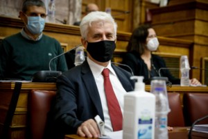 Επέλαση "γαλάζιου" κομματικού κράτους καταγγέλλουν 61 βουλευτές του ΣΥΡΙΖΑ - εικόνα 2