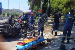 Ραφήνα: Η 88χρονη πέρασε με κόκκινο και διέλυσε δύο αυτοκίνητα - Νεκρός υποπλοίαρχος, χαροπαλεύει 29χρονος ναύτης - εικόνα 3