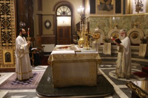 Ενταση έξω από το Μαξίμου: Προσαγωγή τριών συνδικαλιστών της εστίασης που διαμαρτυρήθηκαν - Αντίδραση ΣΥΡΙΖΑ & ΚΙΝΑΛ