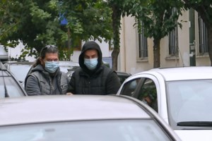 Βόλος - Αδελφή δικηγόρου του 39χρονου που σκότωσε τη μητέρα τους: "Ούρλιαζα επί ώρες όταν μου το είπε ο αδελφός μου"