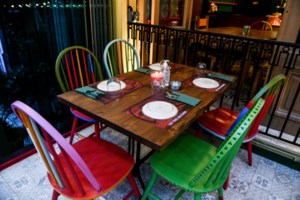 Τρομακτικές σκηνές στην Πάτρα: Μαχαίρωσαν ξένο φοιτητή στο κέντρο της πόλης για να τον κλέψουν