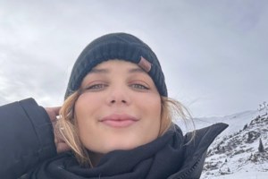 Θλίψη για την 21χρονη Κλαούντια στο 11ο Δημοτικό Λάρισας - Μαθητές σχημάτισαν το όνομά της με τα κορμιά τους