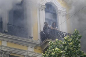 Βουλή: Καμία αναφορά από ΣΥΡΙΖΑ για τους νεκρούς της Marfin