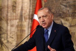 Νέα πρόκληση: Τουρκικά αλιευτικά έφτασαν έως τη Μύκονο [βίντεο]