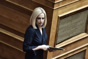 Με επιτυχία το χειρουργείο της Φώφης Γεννηματά- Πήρε εξιτήριο