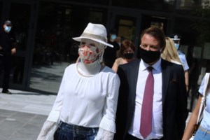 Επίθεση με βιτριόλι: Πόσα χρόνια φυλάκισης αντιμετωπίζει η 37χρονη Εφη Κακαράντζουλα - εικόνα 2