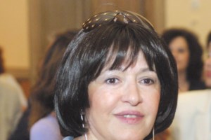 Μάρθα Καραγιάννη: Τρία χρόνια από τον θάνατό της - "Εκρηκτική, κομψή, γεμάτη ρυθμό και λάμψη" - Αφιέρωμα από τη Φίνος Φιλμ