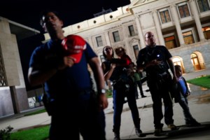 Αμερικανικές εκλογές 2020: Περίεργη κλοπή επιστολικών ψήφων στην Αριζόνα