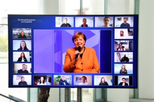 Και όμως συμβαίνει στη Γερμανία: Γιατροί και νοσηλευτές θετικοί στον κορονοϊό θα συνεχίσουν να εργάζονται