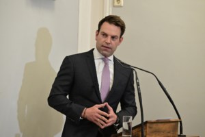 Κασσελάκης: "Παίξτε το βίντεο, δεν είπα Αλ Καπόνε τον Μητσοτάκη"- Το βίντεο που φαίνεται να τον διαψεύδει