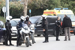 Η κόντρα της εφοπλιστικής οικογένειας Καρνέση: Τα εξώδικα, οι αγωγές και τα δικαστήρια για τα 325 εκατομμύρια δολάρια