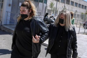 Πάτρα: Η ογκολόγος της Μαλένας "αδειάζει" την ιατροδικαστή Τσάκωνα - "Το παιδί δεν είχε ηπατική ανεπάρκεια"