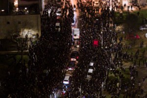 Θεσσαλονίκη: Δημοσιογράφοι στο "Παπαγεωργίου" δέχθηκαν επίθεση σε ζωντανή μετάδοση από αγνώστους